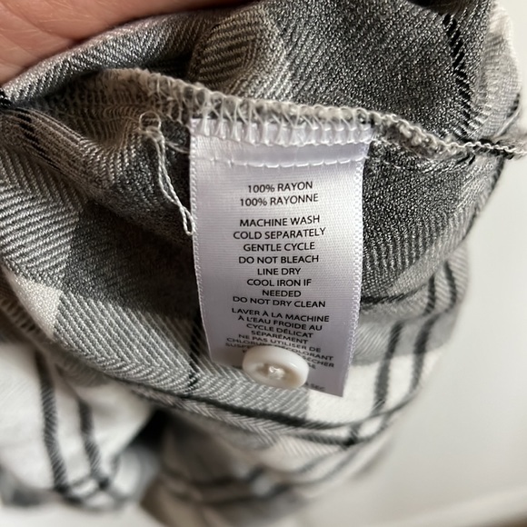 Beach lunch lounge long sleeve wrap shirt - Picture 8 of 8